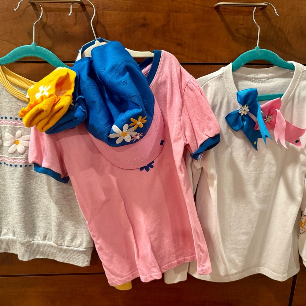 Daisy Girl Scout Uniform bundle